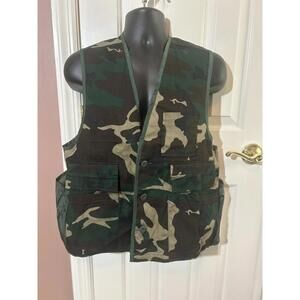 Game Winner Green Camouflage Hunting Vest With Mesh Mens Size L 42/44